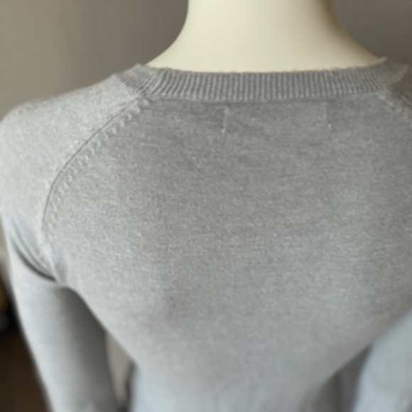 One Grey Day Cashmere Blend Sweater - Size XSmall - Picture 4 of 8